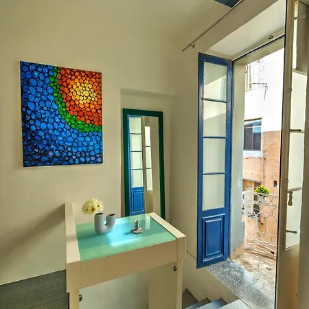 Duplex Tastefully Furnished Flat In Mcop1-1 * La Valette