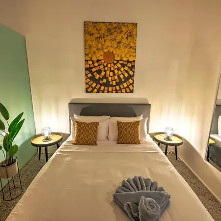 Duplex Tastefully Furnished Flat In Mcop1-1 * Valletta