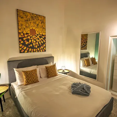 Duplex Tastefully Furnished Flat In Mcop1-1 Valeta